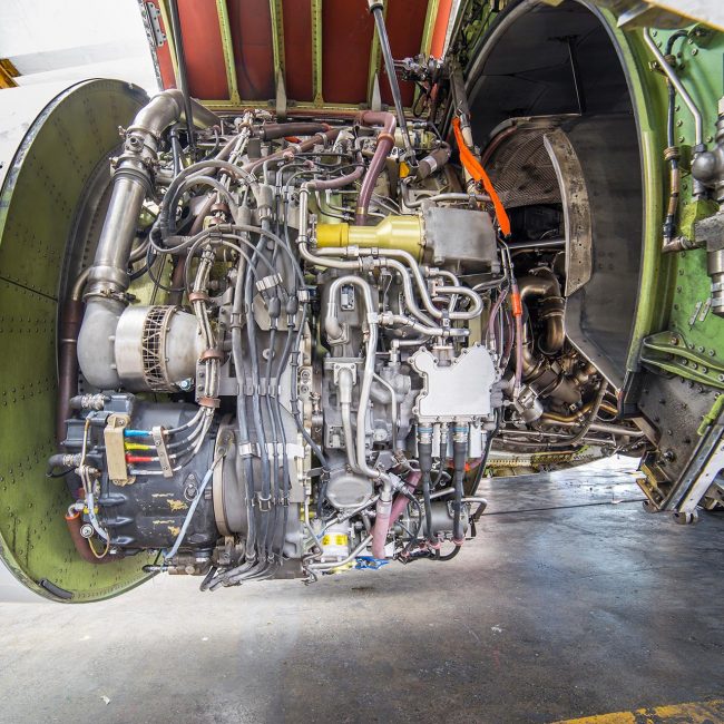 Airplane engine
